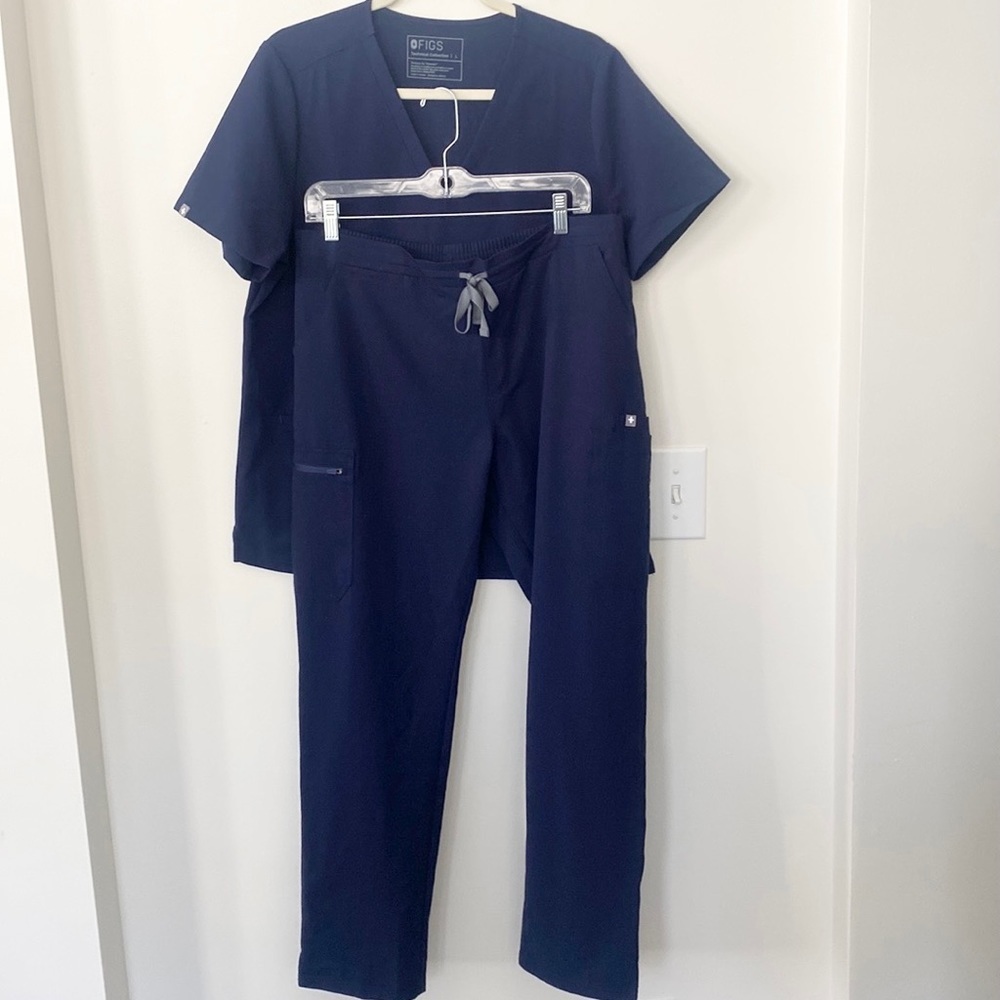 Figs Professional Uniform Scrub Set L (New)